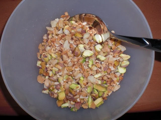 Rezept: Kleiner gestürzter Schoko-Nusskuchen Bild Nr. 6 Kleiner gestürzter Schoko-Nusskuchen - Rezept - Bild Nr. 6