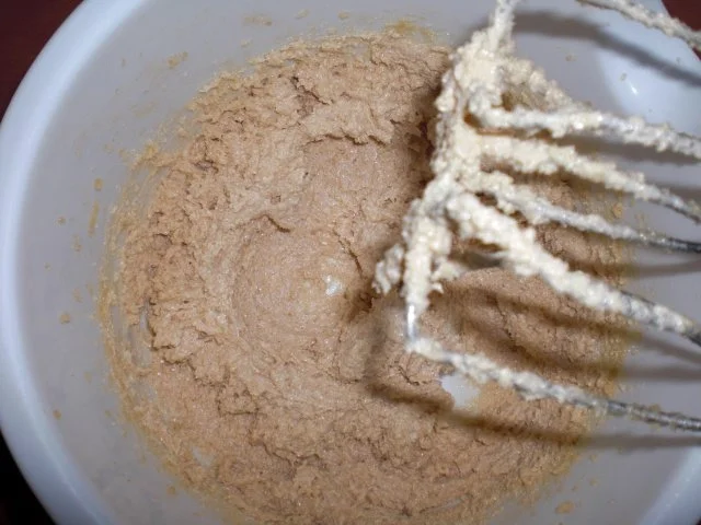 Rezept: Kleiner gestürzter Schoko-Nusskuchen Bild Nr. 10 Kleiner gestürzter Schoko-Nusskuchen - Rezept - Bild Nr. 10