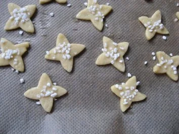 Weihnachtsbäckerei- Weinige Sternchen - Rezept