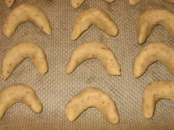 Rezept: Weihnachtsbäckerei-Mandel-Vanille-Bögen Bild Nr. 4 Weihnachtsbäckerei-Mandel-Vanille-Bögen - Rezept - Bild Nr. 4