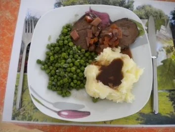 Brasato al Chianti, mit Kartoffelstock und Salat - Rezept - Bild Nr. 2