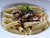 Soßen/Dip: Jägersoße hausgemacht auf Penne - Rezept