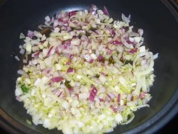 Rezept: Thüringer Wirsingroulade mit Kräuterhackfüllung Bild Nr. 6 Thüringer Wirsingroulade mit Kräuterhackfüllung - Rezept - Bild Nr. 6