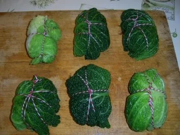 Rezept: Thüringer Wirsingroulade mit Kräuterhackfüllung Bild Nr. 11 Thüringer Wirsingroulade mit Kräuterhackfüllung - Rezept - Bild Nr. 11