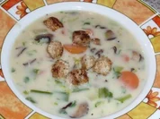Süppchen: Gemüsesuppe mit gedünsteten Champignons - Rezept