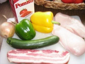 Hähnchenschaschlik mit einer scharfen Tomatensoße - Rezept - Bild Nr. 2