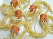 Nudel-Würstchen-Spinnen - Rezept