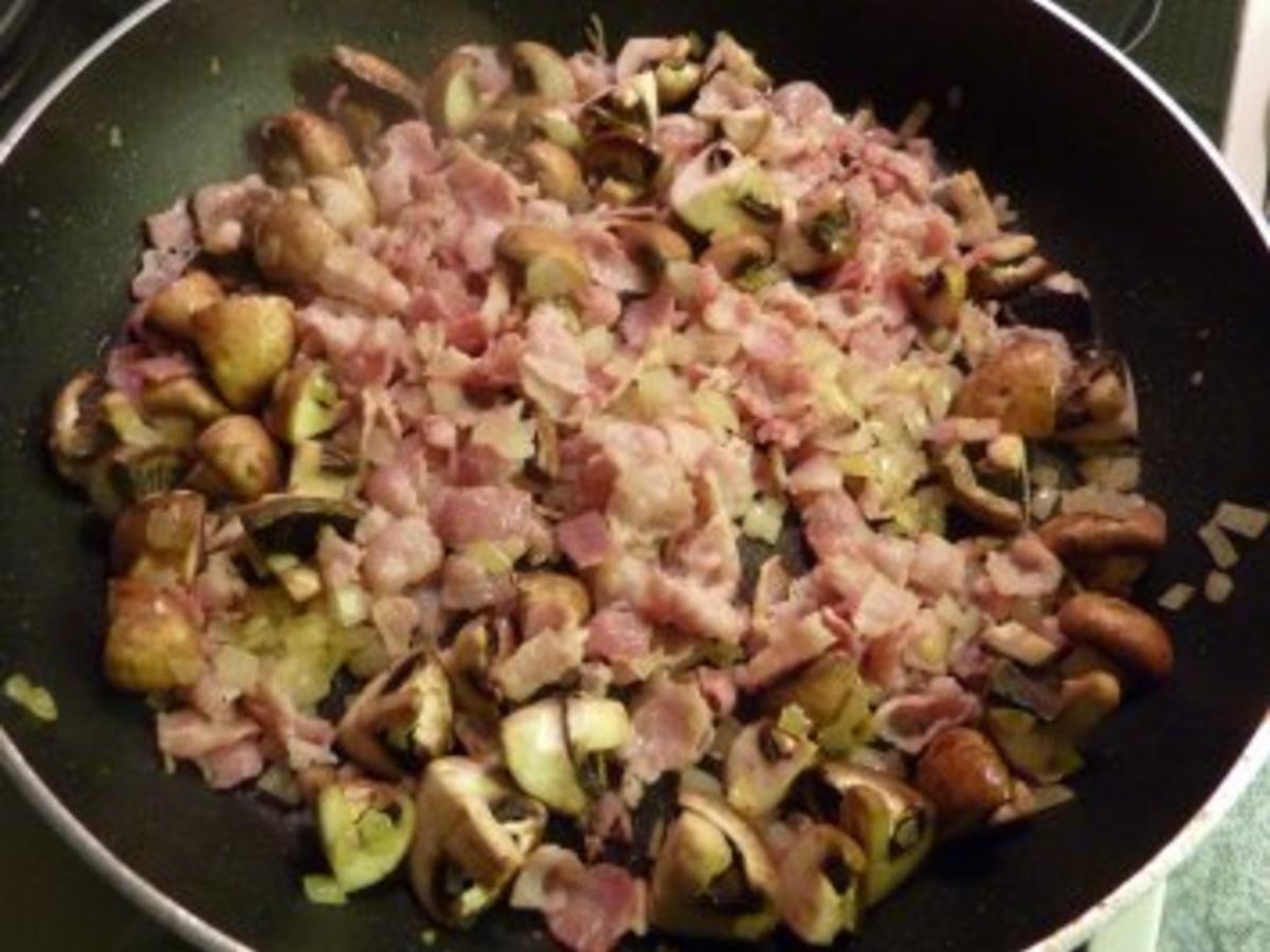 Kartoffel-Tortillia mit Speck und Champignons - Rezept - kochbar.de