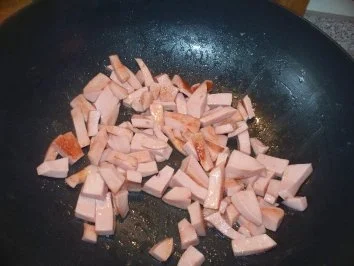 Rezept: Nudel-Wurst Pfanne Bild Nr. 3 Nudel-Wurst Pfanne - Rezept - Bild Nr. 3