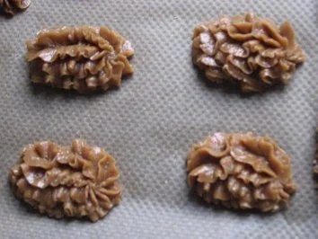 Weihnachtsbäckerei - Pistazien-Schoko-Stangen - Rezept - Bild Nr. 3