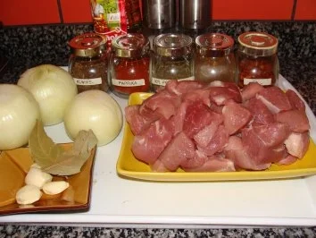 Fleisch : -Schweinegulasch- - Rezept - Bild Nr. 3
