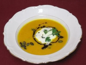 Rezept: Kürbiscremesüppchen Kürbiscremesüppchen - Rezept
