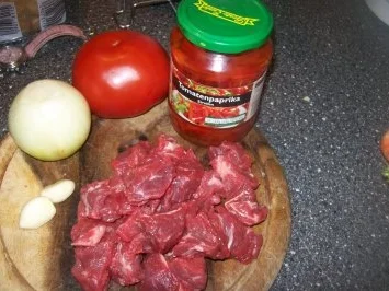 Gulasch - Rindergulasch - Zigeunerart - Rezept - Bild Nr. 2