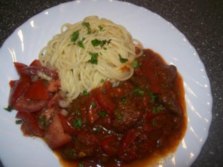 Gulasch - Rindergulasch - Zigeunerart - Rezept - kochbar.de