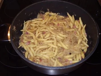 Rezept: Schupfnudeln mit Kraut Schupfnudeln mit Kraut - Rezept