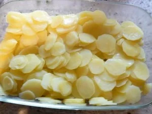 Kartoffelgratin mit Kräuterquarkhaube zu Chinakohl - Rezept - Bild Nr. 5