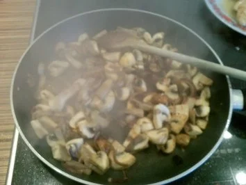 "Hauptgericht" Schwein in den Pilzen - Rezept - Bild Nr. 4