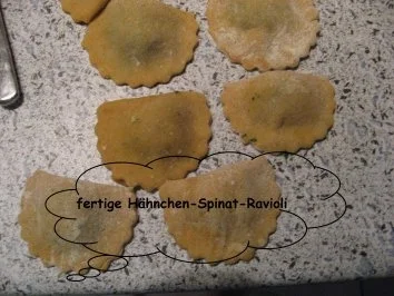 Rezept: Teigwaren- Hähnchen-Spinat-Ravioli Teigwaren- Hähnchen-Spinat-Ravioli - Rezept