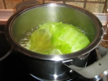 Hähnchenbrustfilet in Kraut und Blätterteig versteckt - Rezept - Bild Nr. 3