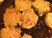 3-Kornbratlinge mit Lauch und Käse - Rezept