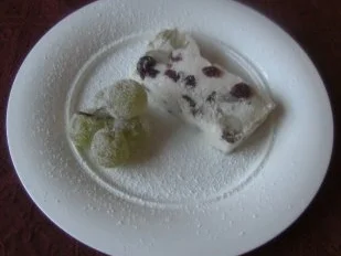 Trauben - Quark - Halbgefrorenes - Rezept - Bild Nr. 2