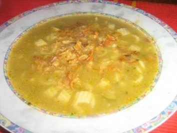 Rezept: Champignon-Broccolisüppchen mit Nudeleinlage und Röstzwiebeln Bild Nr. 2 Champignon-Broccolisüppchen mit Nudeleinlage und Röstzwiebeln - Rezept - Bild Nr. 2