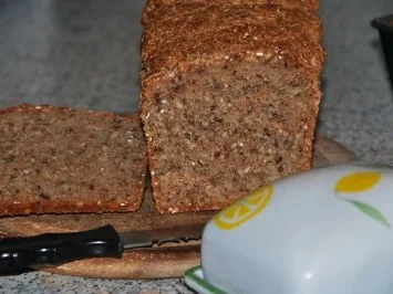 Rezept: Schnelles Dinkel-Gewürzbrot Bild Nr. 6 Schnelles Dinkel-Gewürzbrot - Rezept - Bild Nr. 6