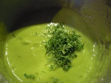 Erbsen-Minze Suppe - Rezept - Bild Nr. 4