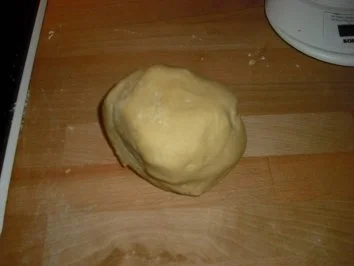 Rezept: Nuss-Kokos-Ecken Bild Nr. 2 Nuss-Kokos-Ecken - Rezept - Bild Nr. 2