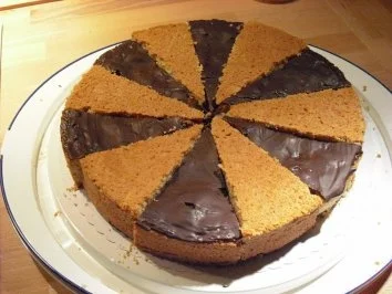 Rezept: Nuss-Kokos-Ecken Bild Nr. 4 Nuss-Kokos-Ecken - Rezept - Bild Nr. 4