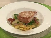 Birnen, Bohnen und Speck mit Kasslermedaillons à la Henssler - Rezept