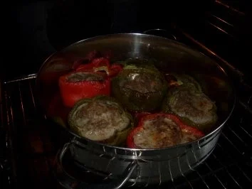 Rezept: Gefüllte Paprikaschoten mit Kartoffelpüree Bild Nr. 7 Gefüllte Paprikaschoten mit Kartoffelpüree - Rezept - Bild Nr. 7