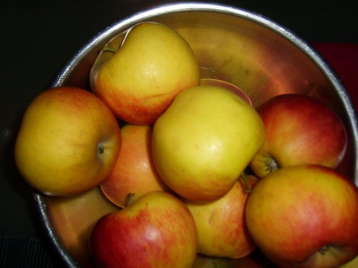 Apfel-Brot-Auflauf - Rezept