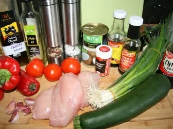 Geflügel: scharf-pikante Hähnchenbrust im Wok - Rezept - Bild Nr. 2