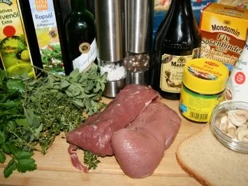 Lamm: Lammlachse mit Kräutern und Rotweinsauce - Rezept - Bild Nr. 2