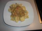 Tortelloni mit Tomaten - Zwiebel - Sauce - Rezept