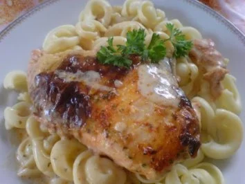 Hähnchenbrustfilet in Sahne-Kräuter-Soße - Rezept - Bild Nr. 2