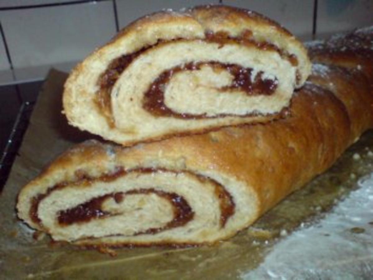 Bilder für Dinkel-Nuss-Rolle - Rezept