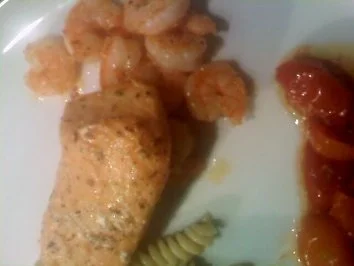 Garnelen zu Besuch beim Lachs an karamelisierten Tomaten - Rezept - Bild Nr. 2