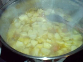 Rezept: Kürbissüppchen mit Cappuccino-Schaum Bild Nr. 9 Kürbissüppchen mit Cappuccino-Schaum - Rezept - Bild Nr. 9