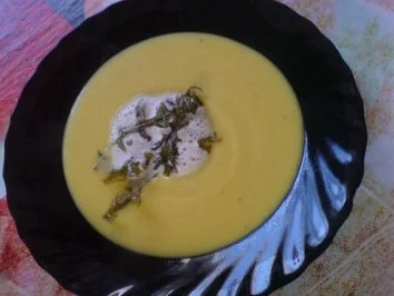 Rezept: Kürbissüppchen mit Cappuccino-Schaum Bild Nr. 19 Kürbissüppchen mit Cappuccino-Schaum - Rezept - Bild Nr. 19