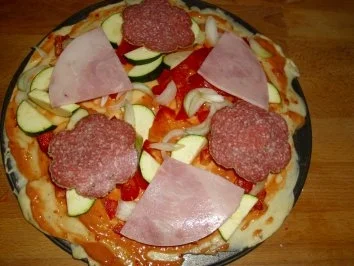 Pizza - Rezept - Bild Nr. 7