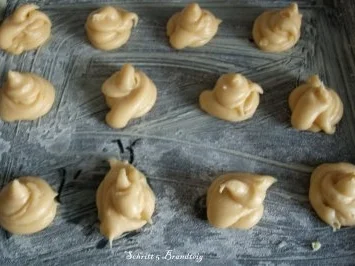 Windbeutel mit Vanillecreme- Füllung - Rezept - Bild Nr. 13