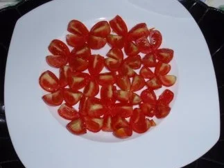 Rezept: Tomaten-Mozzarella-Basilikum mal ganz anders angerichtet Bild Nr. 6 Tomaten-Mozzarella-Basilikum mal ganz anders angerichtet - Rezept - Bild Nr. 6