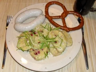 Semmelknödelsalat - Rezept