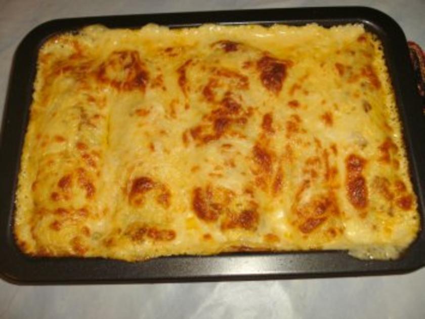 Überbackene Pfannkuchen gefüllt mit Spargel und Schinken - einfach ...