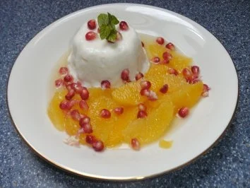 Schokoladen-Joghurt-Mousse mit Orangensalat - Rezept