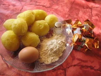 Küsschenknödel mit Kaffee-Vanille-Soße - Rezept - Bild Nr. 4