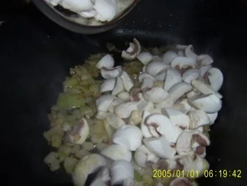 Rezept: Rinderbarten a la Stroganoff Bilder on Bild Nr. 7 Rinderbarten a la Stroganoff Bilder on - Rezept - Bild Nr. 7