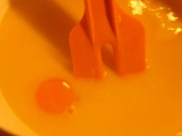 Hefeteig gerührt Grundrezept - Rezept